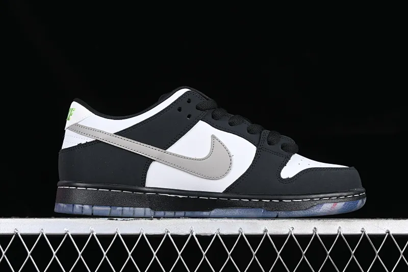 All Categories Nk SB Dunk Series Nk SB Dunk Low Low-top Sneakers K Version Jeff Staple x Nk SB Dunk Low "Pigeon" 3.0 Black and White Panda Pigeon Low-top Classic Versatile Casual Sports Sneakers BV1310-013